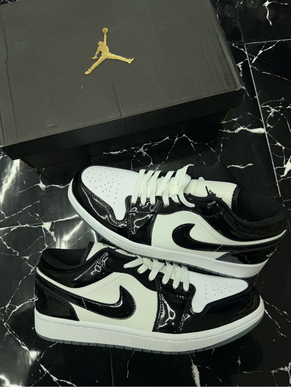 Air Jordan low